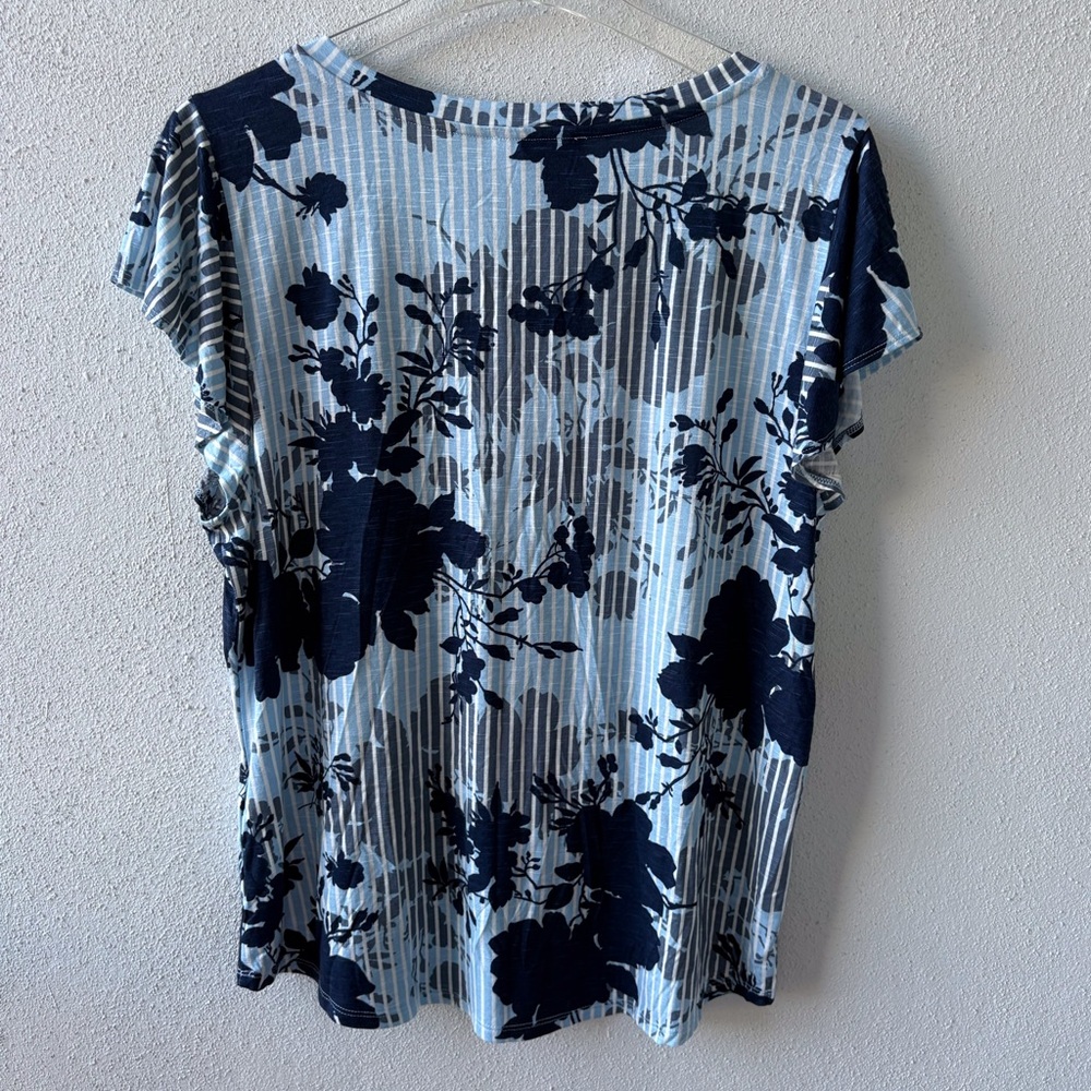 WHBM XL Floral V Neck Ruffle Short Sleeve NWT Blue Floral Stripe‎ Casual Travel - Picture 4 of 13
